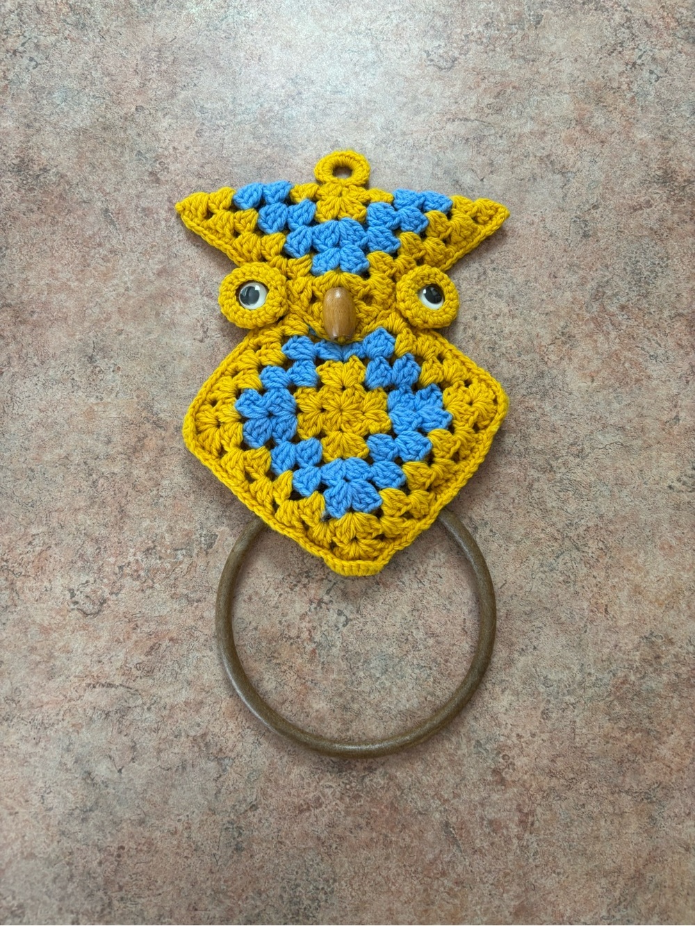 Vintage Handmade Crochet Owl Towel Holder - Yellow and Blue